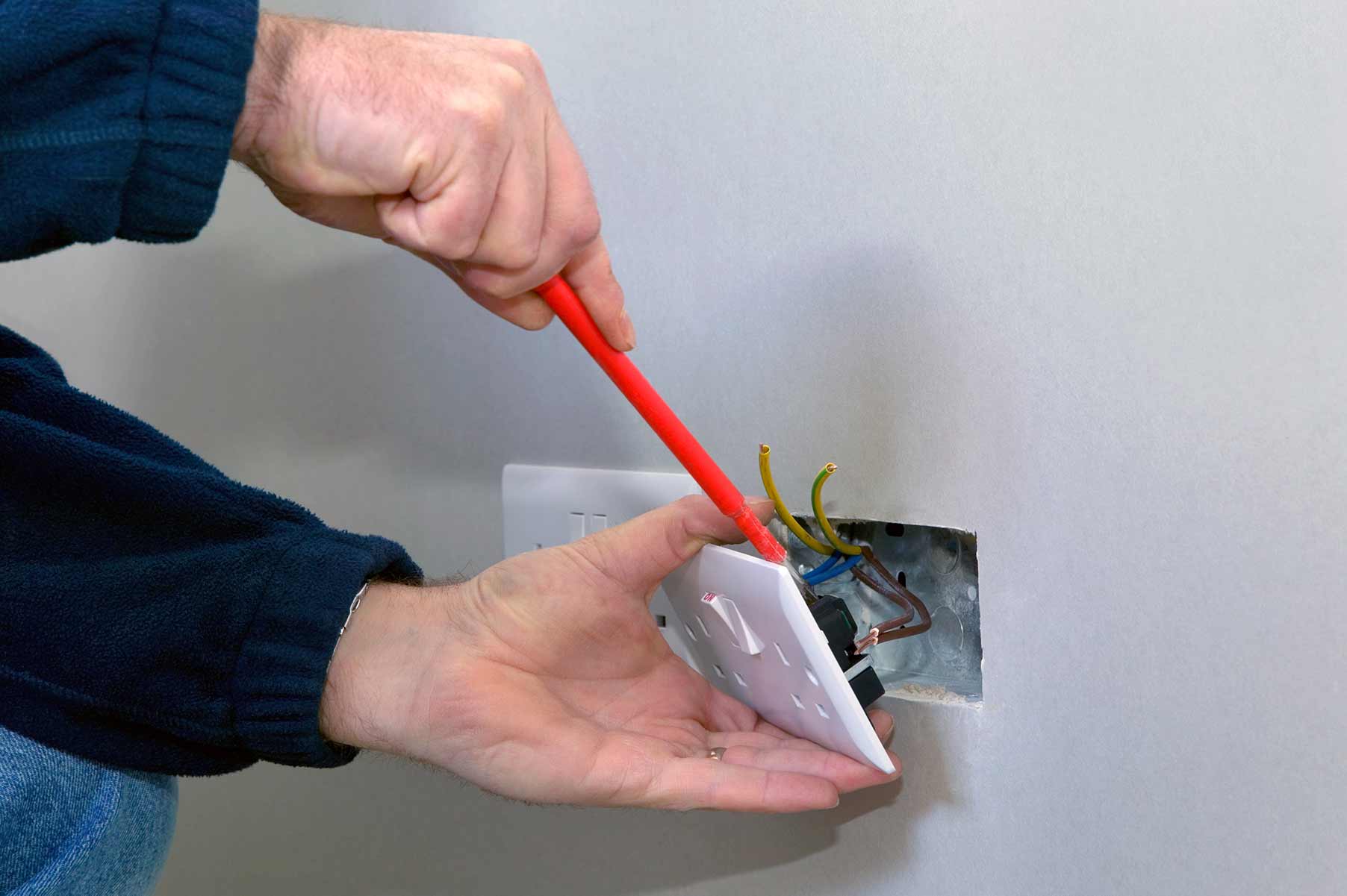 Our electricians can install plug sockets for domestic and commercial proeprties in Chorleywood and the local area. 
